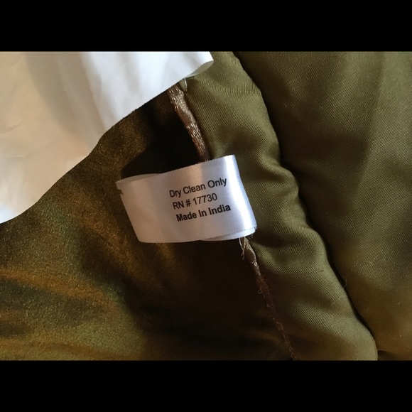 Stunning comforter with detailed embroidery - Picture 6 of 7